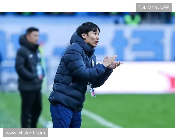 客胜三镇赢得保级关键三分 球迷机场热情迎接深圳新鹏城全体将士